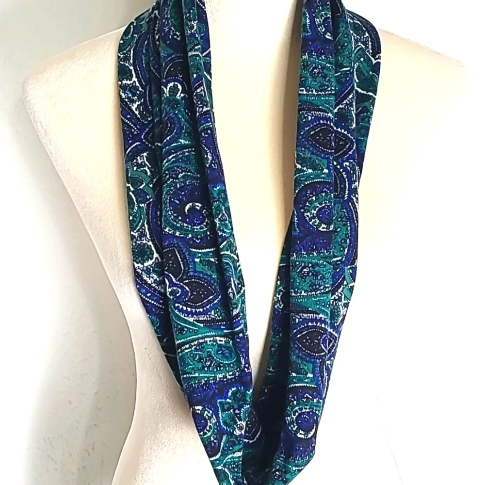 N/A infinity scarf